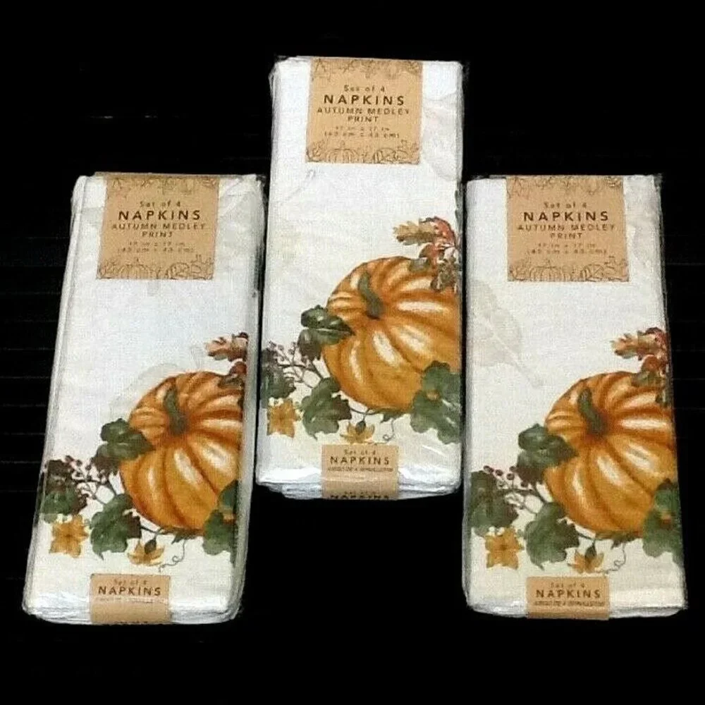 12 Napkins + Autumn Medley / Pumpkin Border 60